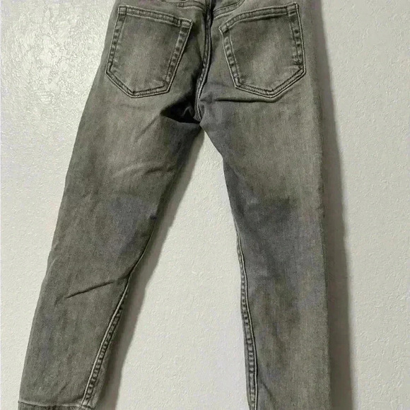 61. Zara Kids Skinny Basic Gray Jeans size 6 - Picture 2 of 3